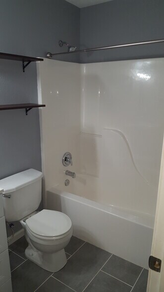 Building Photo - 5598 Dunston Dr