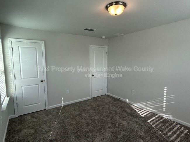 Building Photo - 381 Fosterton Cottage Wy