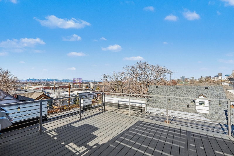 Building Photo - 232 Inca St