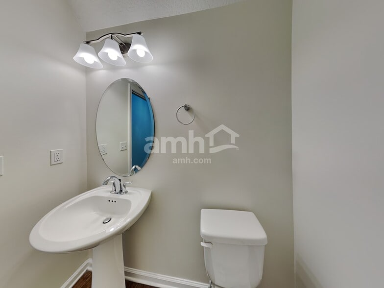 Building Photo - 171 E Jayce Way