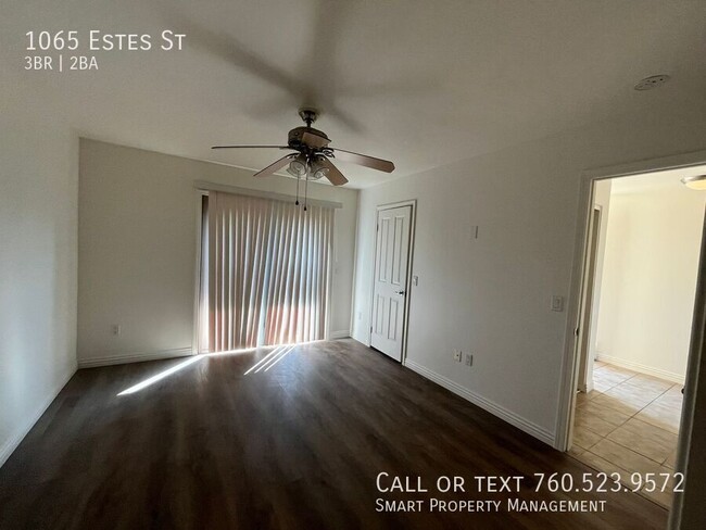 Building Photo - 1065 Estes St