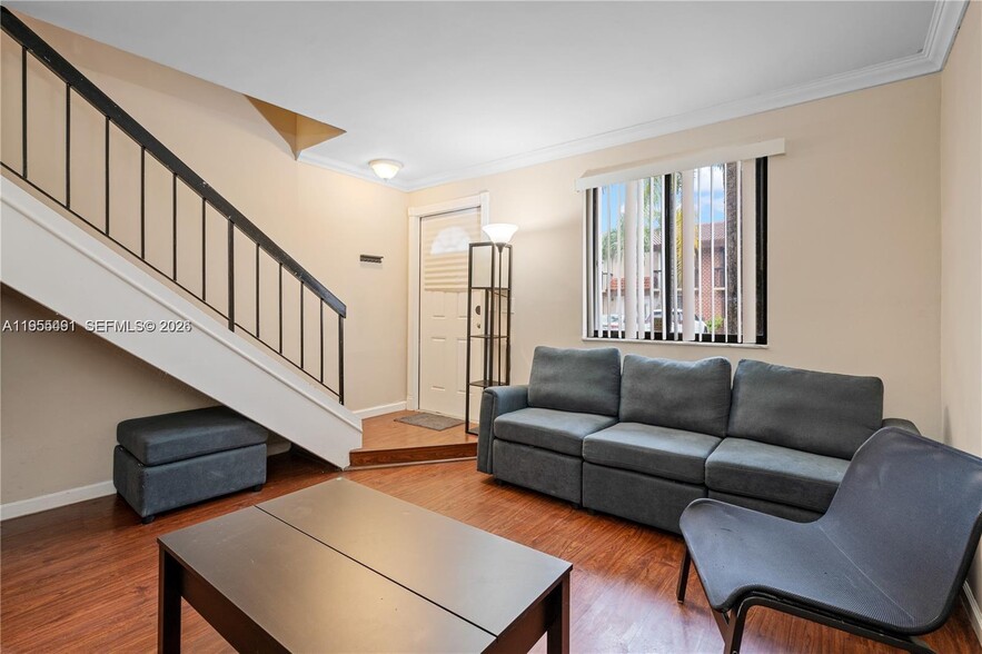 Building Photo - 1927 SW 107th Ave