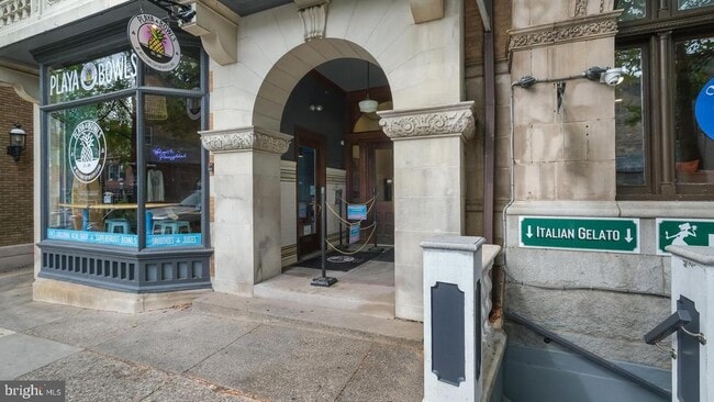 Building Photo - 22 N Main St