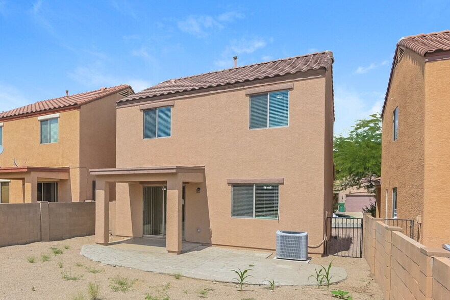 Building Photo - 14364 S Camino El Galan