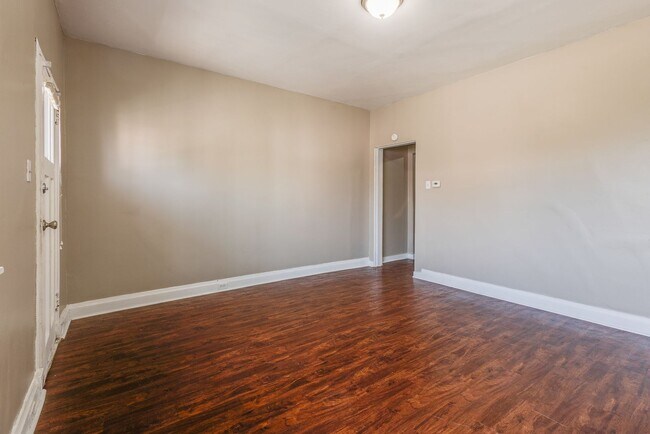 Building Photo - Available JULY 2026 - Spacious 3 Bedroom, 1.5 Bath w/ City Views!