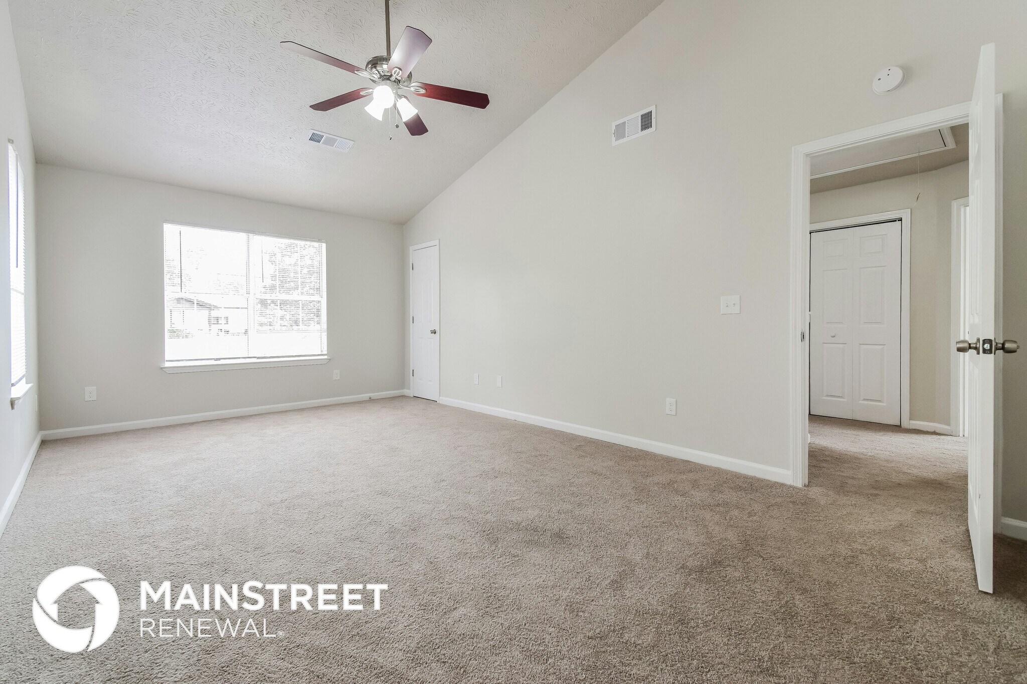 Building Photo - 7 Roundtree Xing