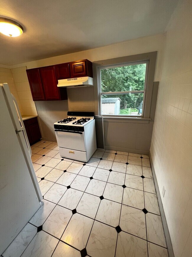 Building Photo - 1701 2nd St