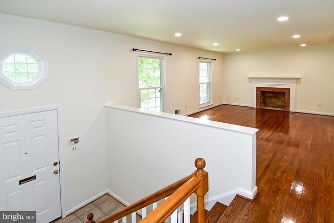 Building Photo - 7513 Sebago Rd