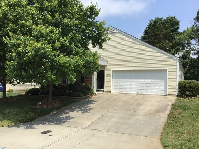 Building Photo - 1045 Brookgreen Ln