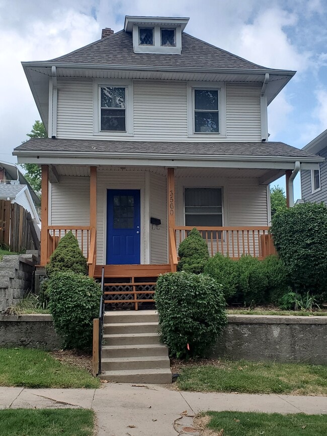 Building Photo - 3560 Jones St