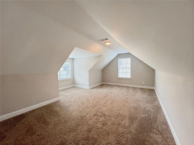 Building Photo - 5332 Lawson Lake Dr