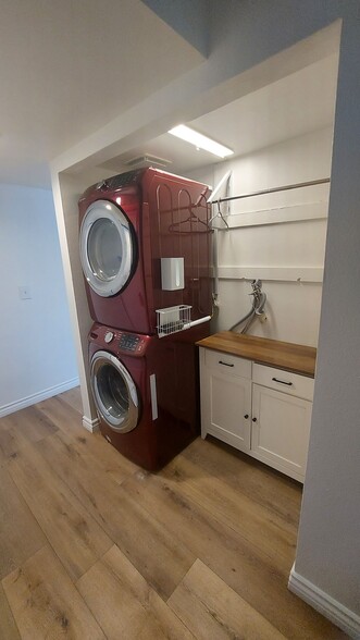 Laundry Nook - 27074 Hidaway Ave