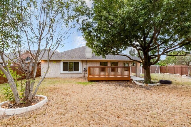 Building Photo - 15437 Fisher Island Dr