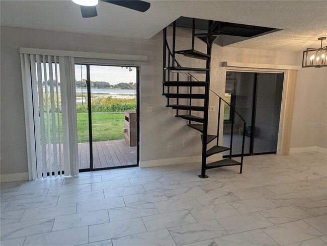 Building Photo - 5635 Struthers Ct