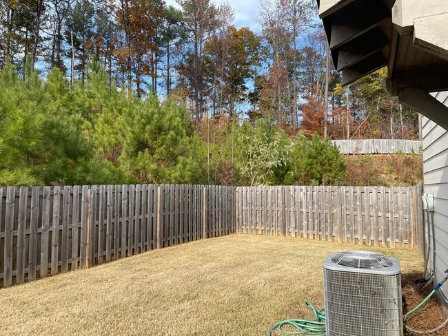 Building Photo - 1460 Valley Trace