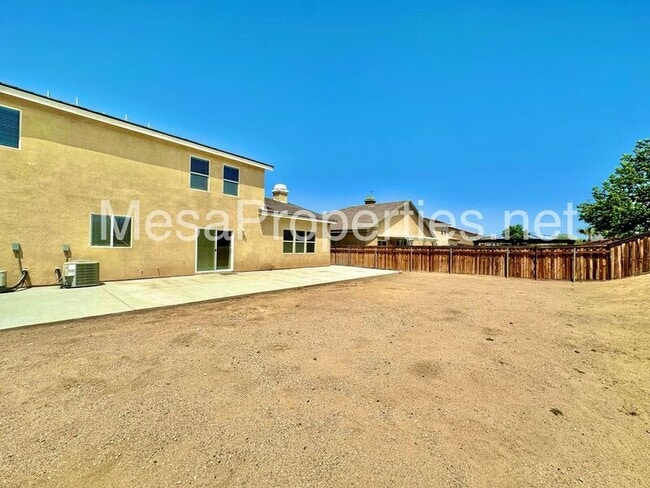 Building Photo - 12387 Dandelion Way