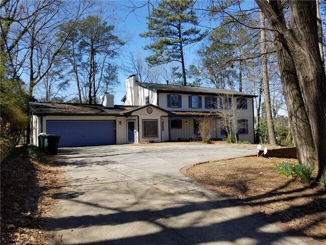 Building Photo - 6680 Williamson Dr NE