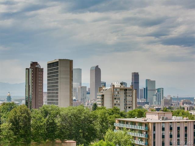 Building Photo - 1200 Vine St