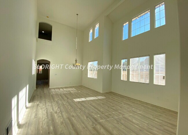 Building Photo - AVAILABLE NOW - Executive Style Santa Maria Home with 4 Bedrooms & 2.5 Bathrooms
