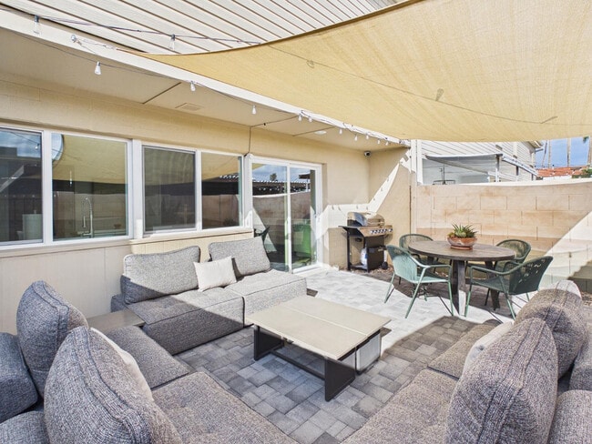 Building Photo - 4308 N Parkway Ave