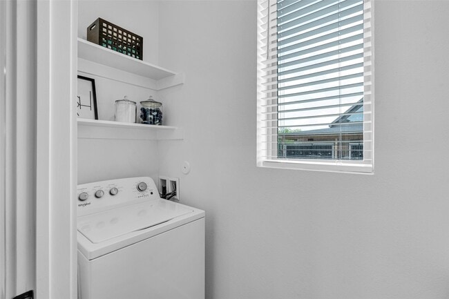 Building Photo - 1350 Provident Dr