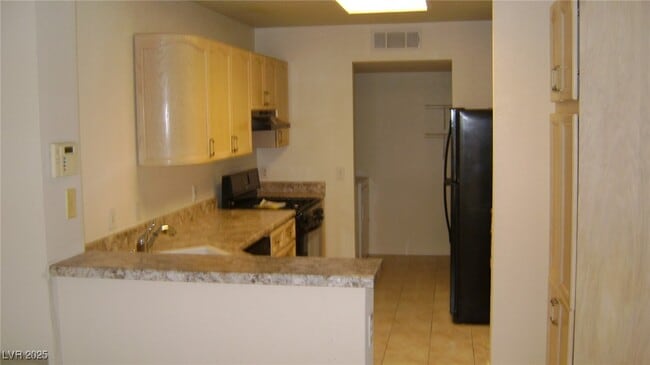 Building Photo - 8027 Teresita Ave