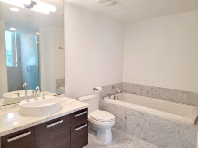 Building Photo - 244 Biscayne Blvd