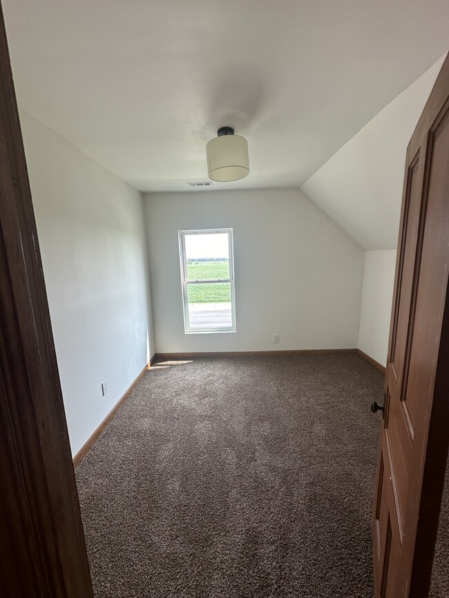 Room #3 - 700 W Main St