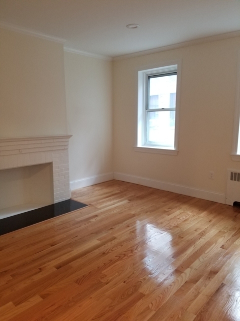 Building Photo - Beautiful apartment in one of Boston's mos...