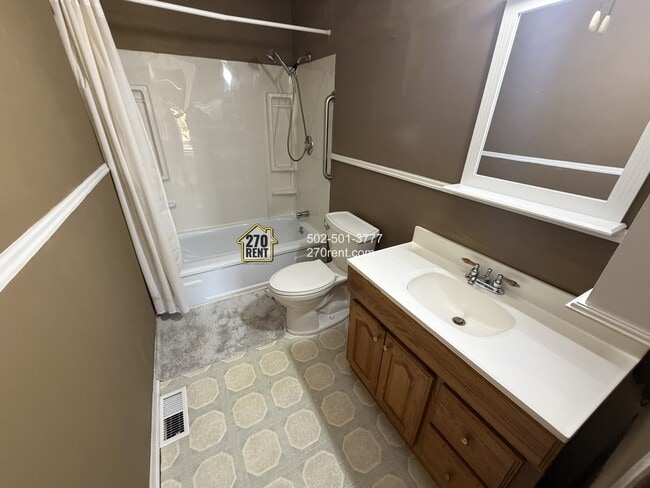 Building Photo - 3145 Old State Rd