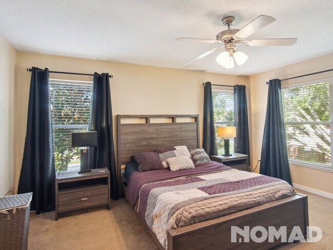 Building Photo - 3 Bedroom Townhome in Apopka