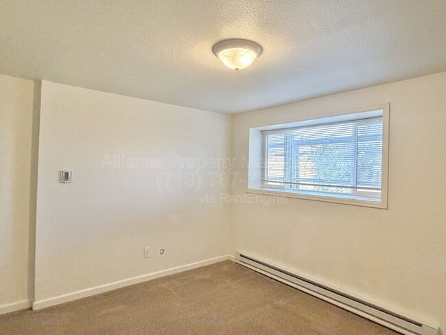 Building Photo - 17 N Meade Ave