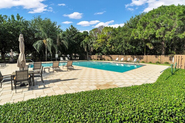 Building Photo - 3139 Millwood Terrace