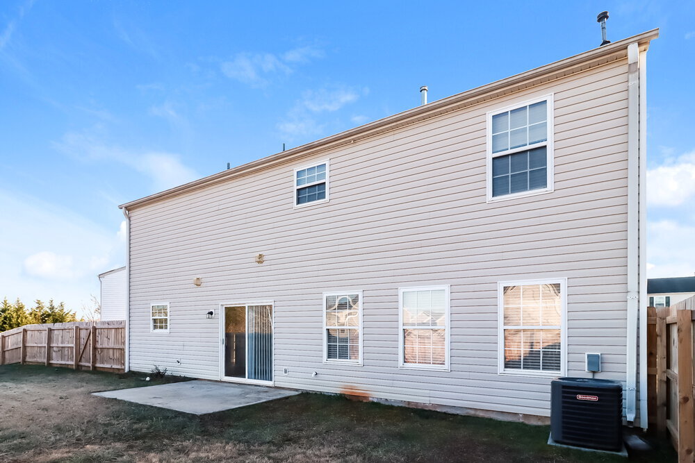 Building Photo - 12041 Serenade Ct