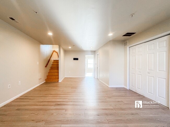 Building Photo - 5030 B St SE