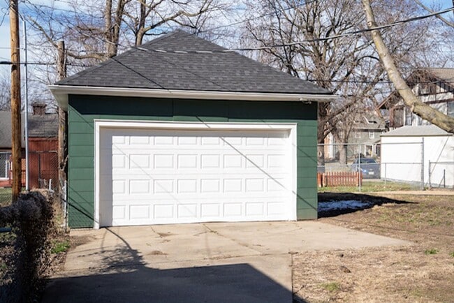 Building Photo - 1124 N 26th St