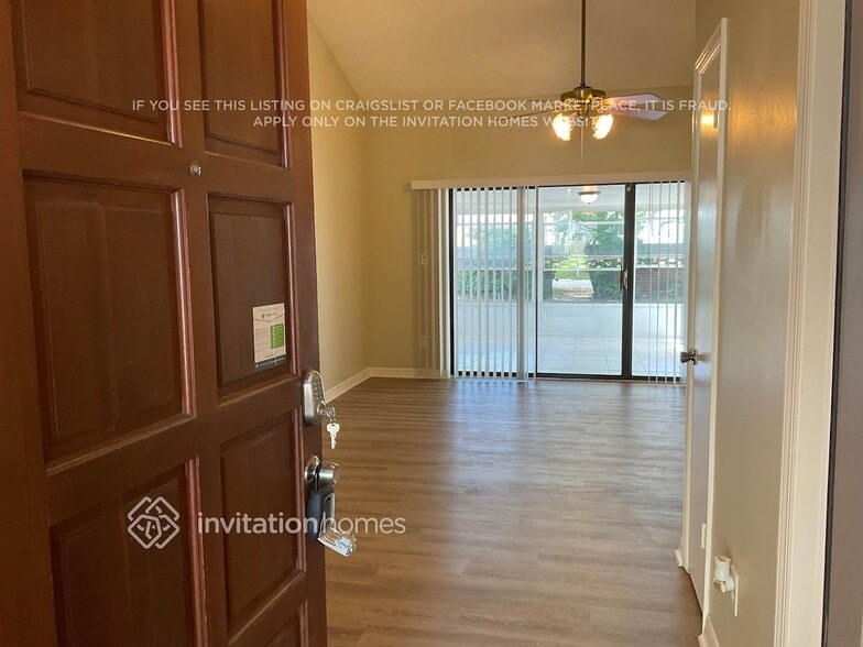 Building Photo - 1122 Shaffer Trail