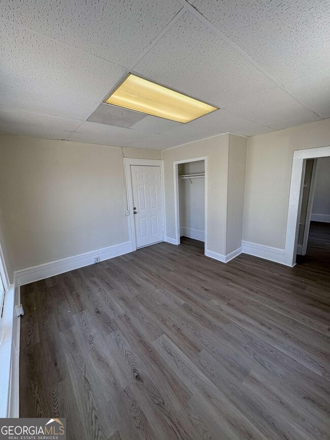 Building Photo - 641 West Ave