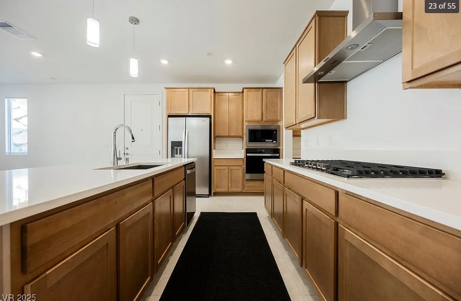 Building Photo - 2487 Altitude St