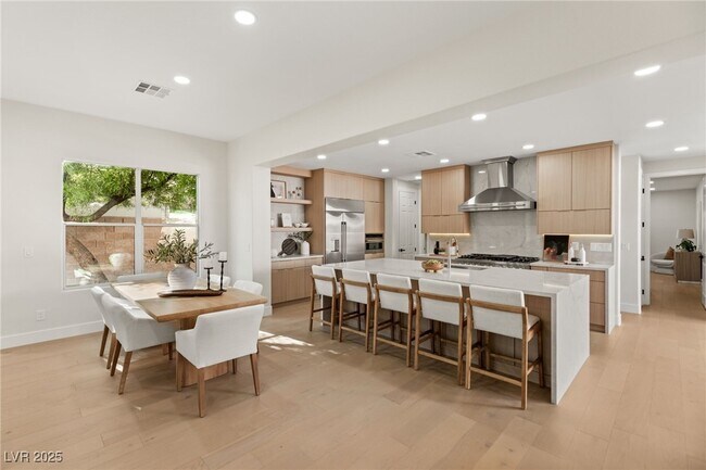 Building Photo - 12024 Whitehills St