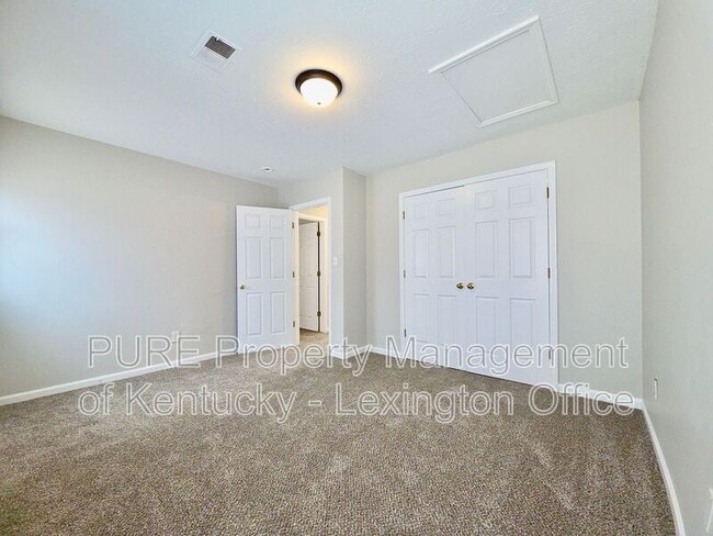 Building Photo - 280 Grinder Ct