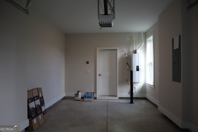 Building Photo - 692 Urban Grange Wy