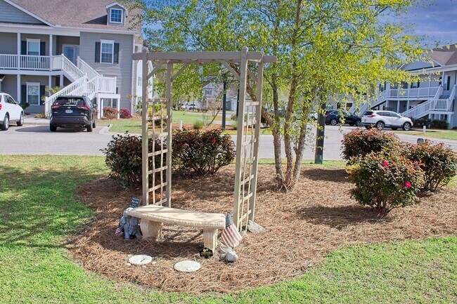 Building Photo - 401 Mahogany Dr