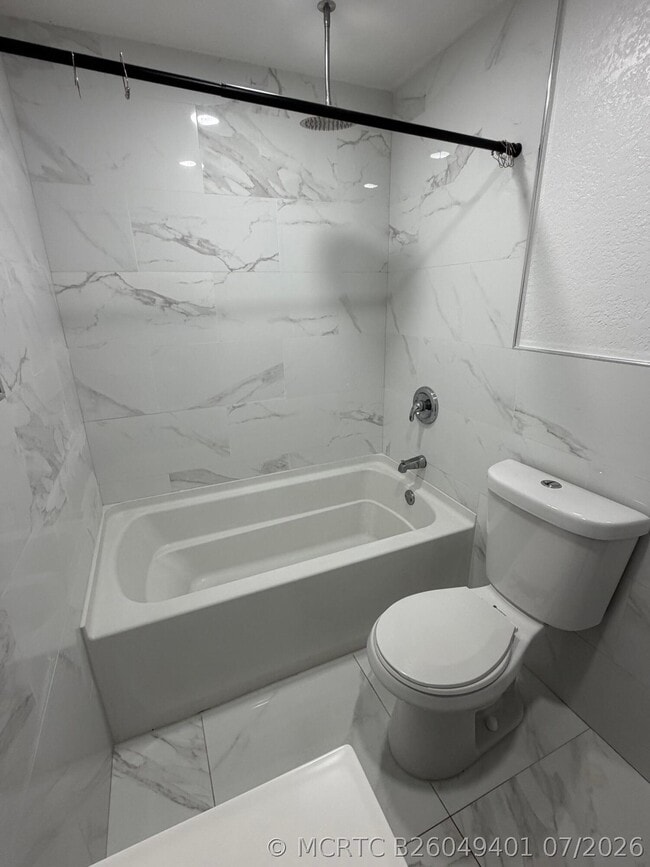 Building Photo - 442 Winters St