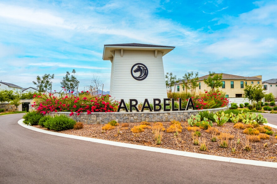 Building Photo - 5128 E Coolbrook Ave