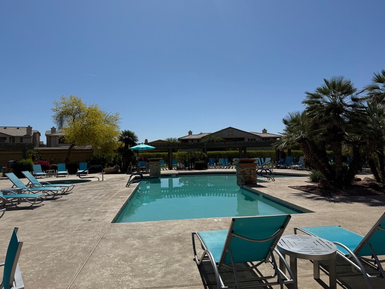 Building Photo - 16013 S Desert Foothills Pky