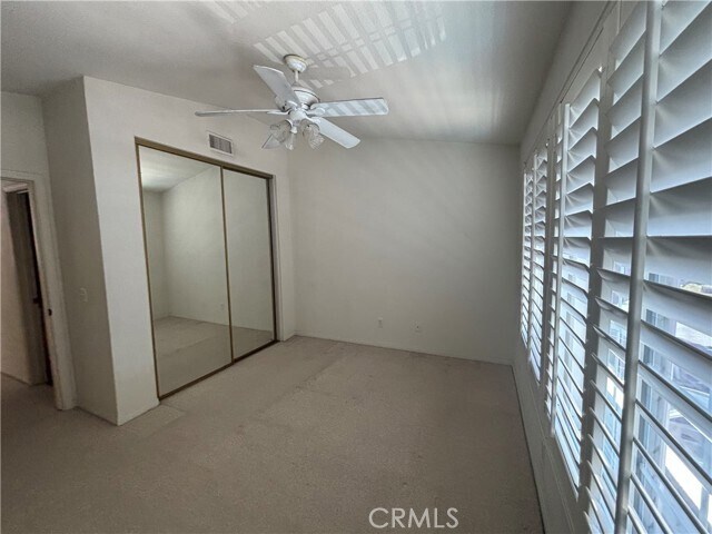Building Photo - 928 Lotus Cir