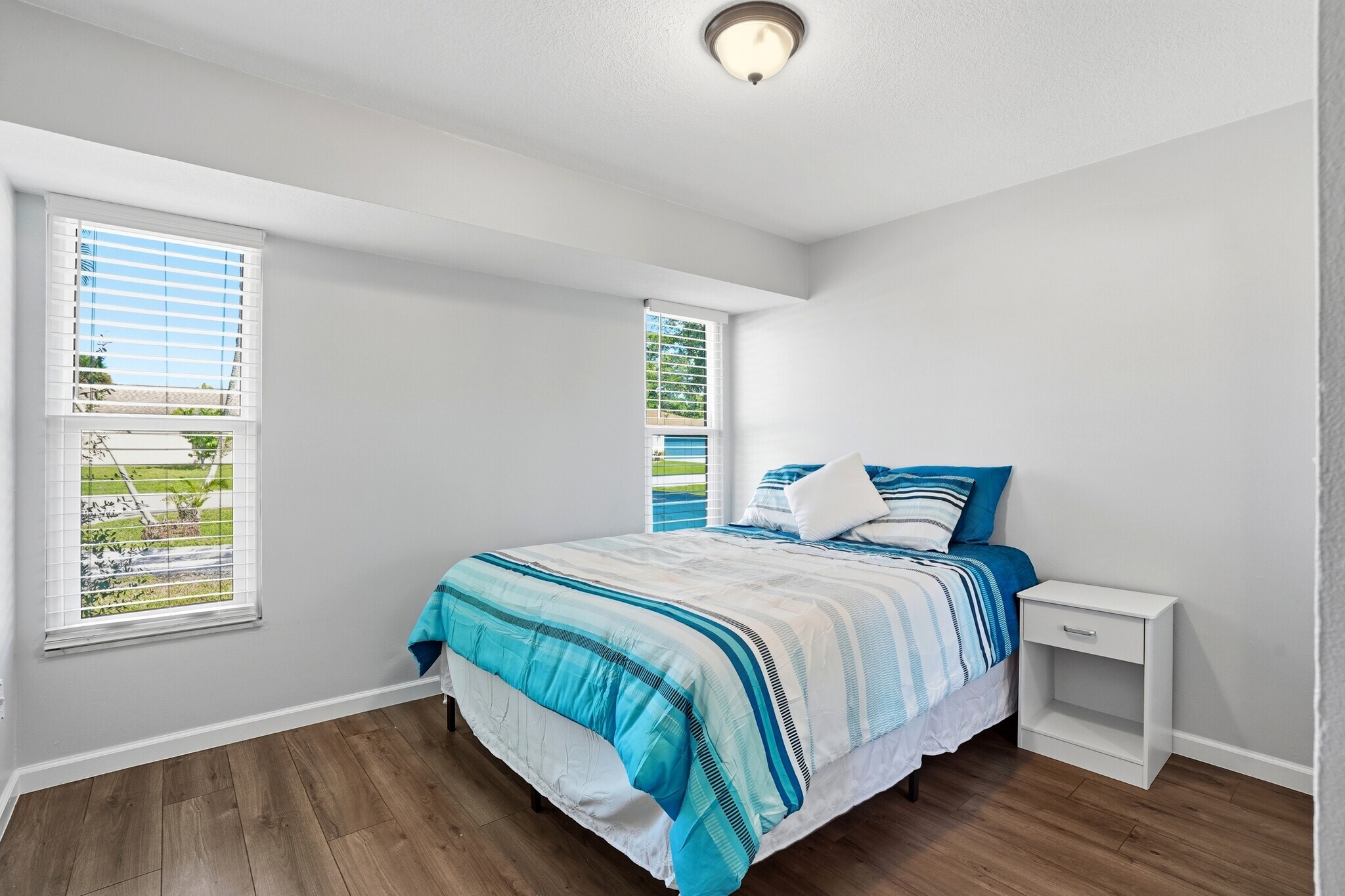 Building Photo - 4502 Parrot Ave