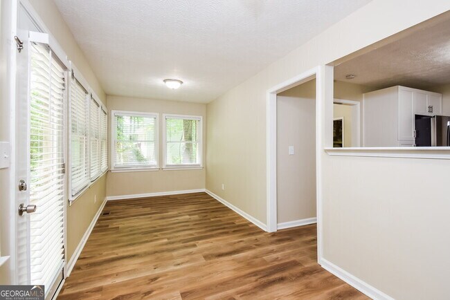 Building Photo - 2984 Leasa Ct