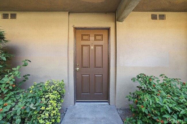 Building Photo - 17000 Burbank Blvd